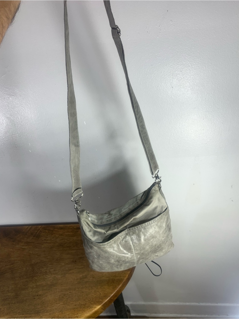 Title

Rudsak Collection Gray Leather Crossbody Shoulder Bag – Distressed